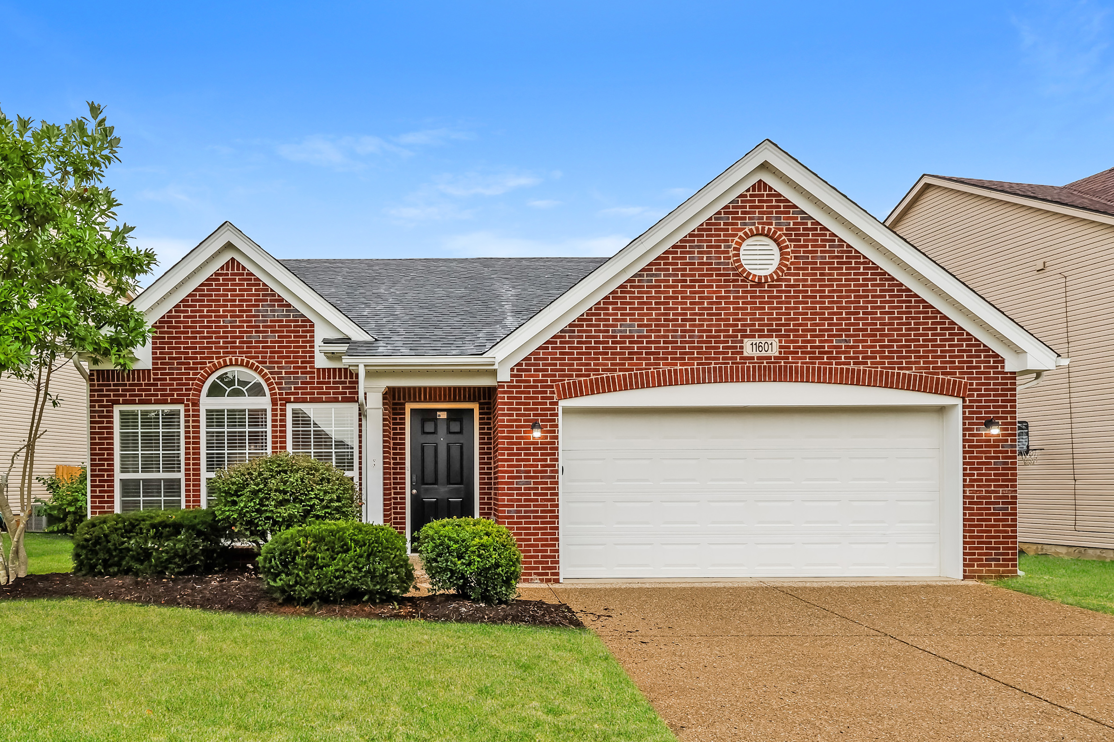 11601 TOP WALNUT LOOP LOUISVILLE, KY 40229